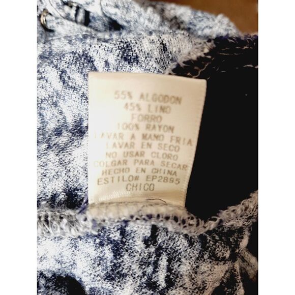 Everly linen blend blue lace up front sz small romper - Picture 4 of 4